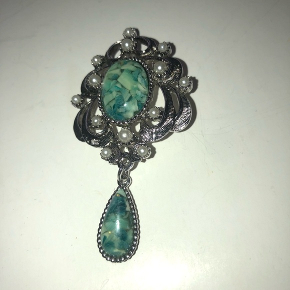 Vintage Brooch with Green Gemstones. Sarah Coventry Art Nouveau style - Picture 3 of 5